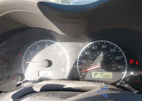 2010 Toyota Corolla Le z USA, uszkodzony, nr VIN 2T1BU4EE2AC534357